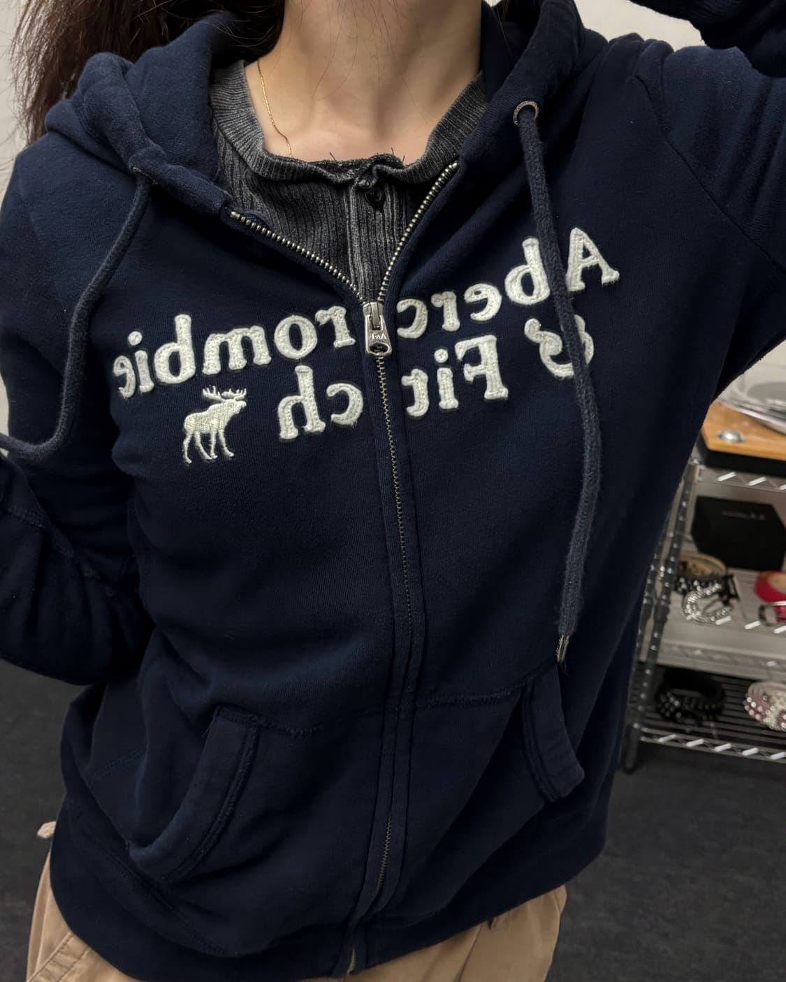 아베크롬비 세미딱붙 네이비 후드집업 상품이미지1