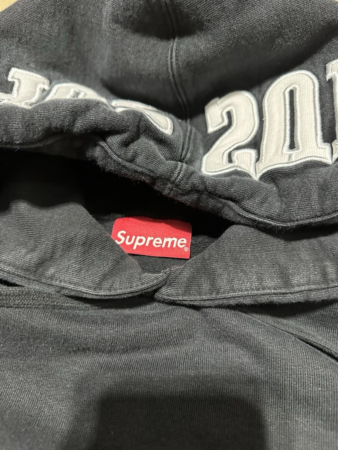 19FW 슈프림 블록버스터 로고 풀오버 후드티 상품이미지5