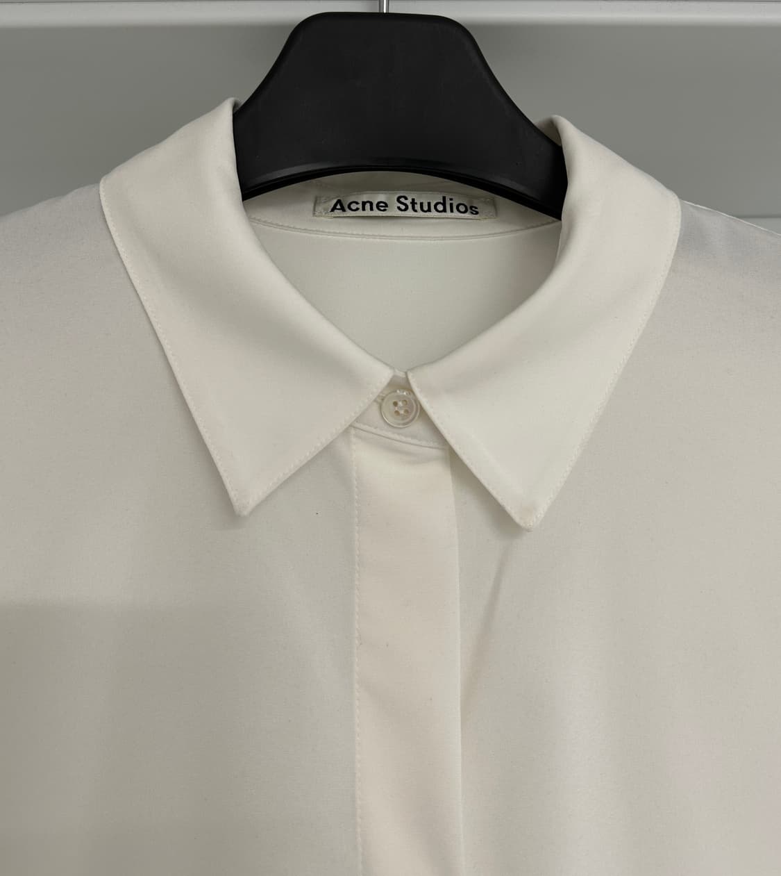[아크네] 여성 화이트 오버사이즈 셔츠 상품이미지5