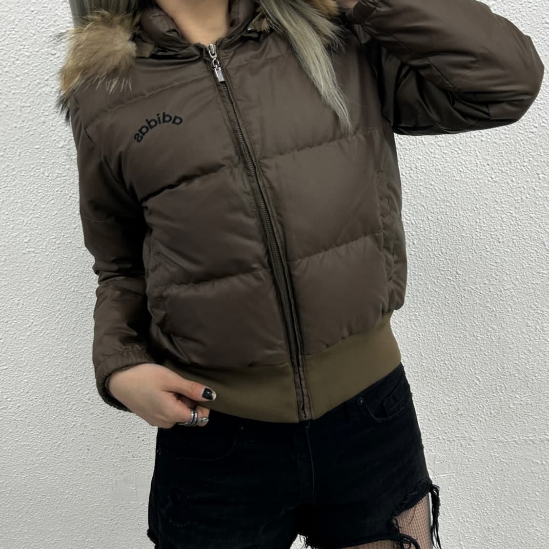 아디다스 울프죠 브라운 가죽 패딩 85 상품이미지1