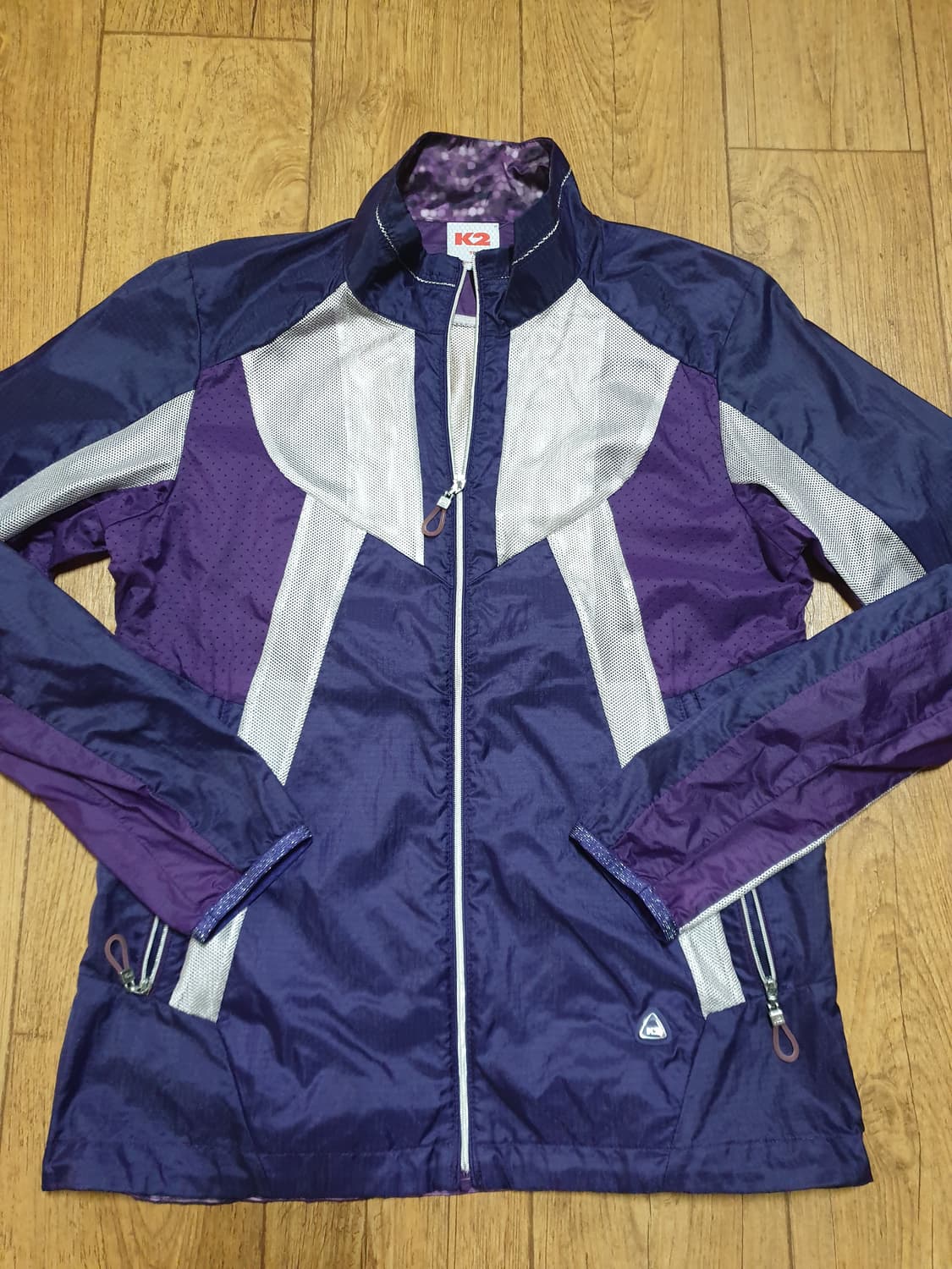 1217 k2 아웃도어 바람막이 90 사이즈입니다 상품이미지2