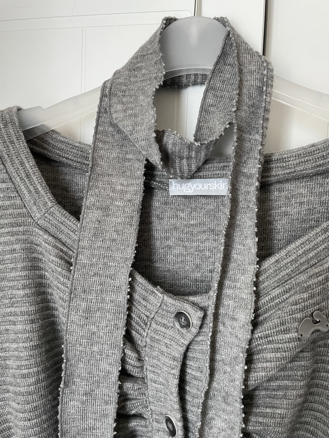 허그유어스킨 니트 베이비돌 가디건 차콜 상품이미지2