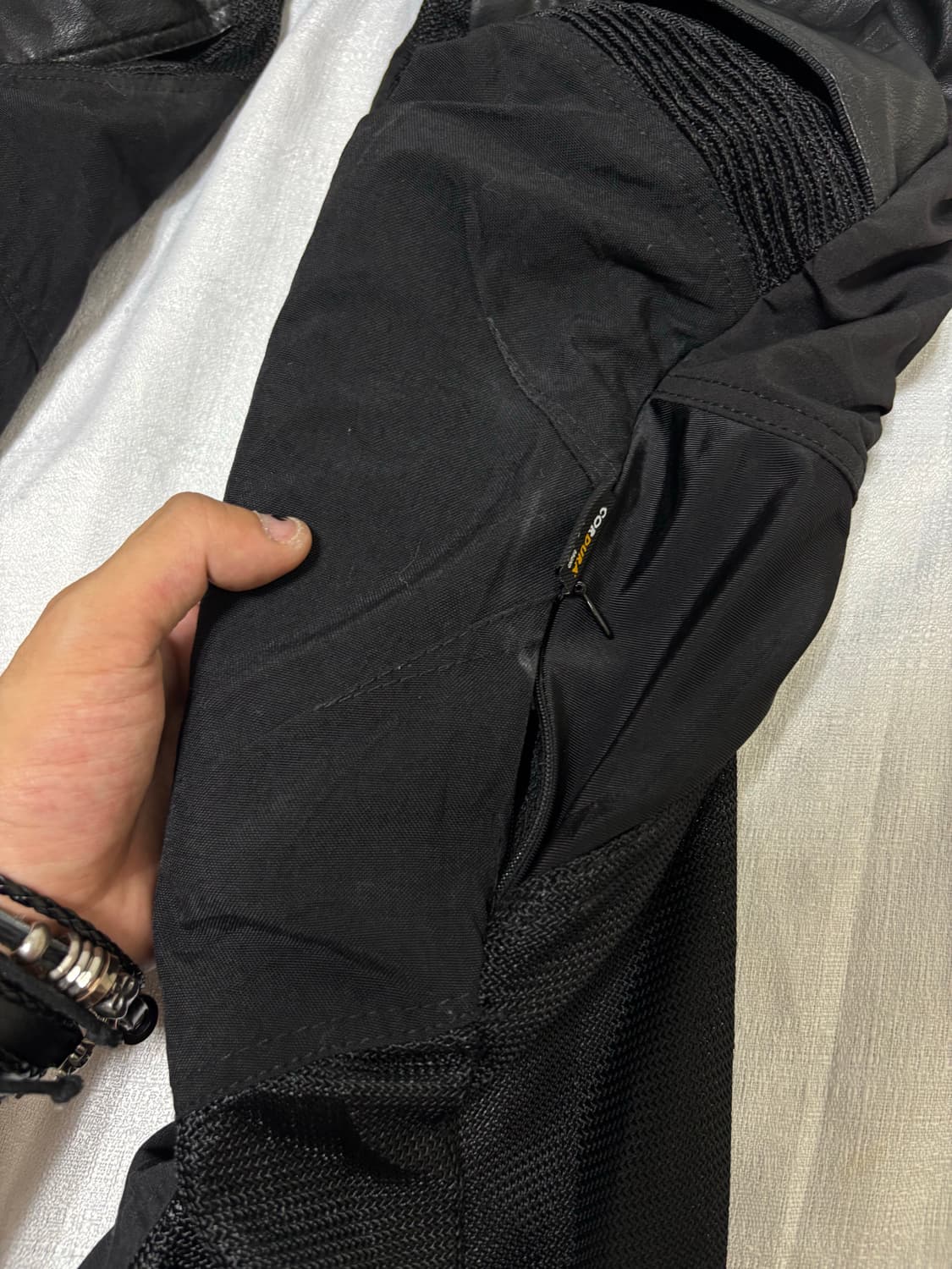 “Field Core”Biker Mesh Detail Pants 상품이미지5