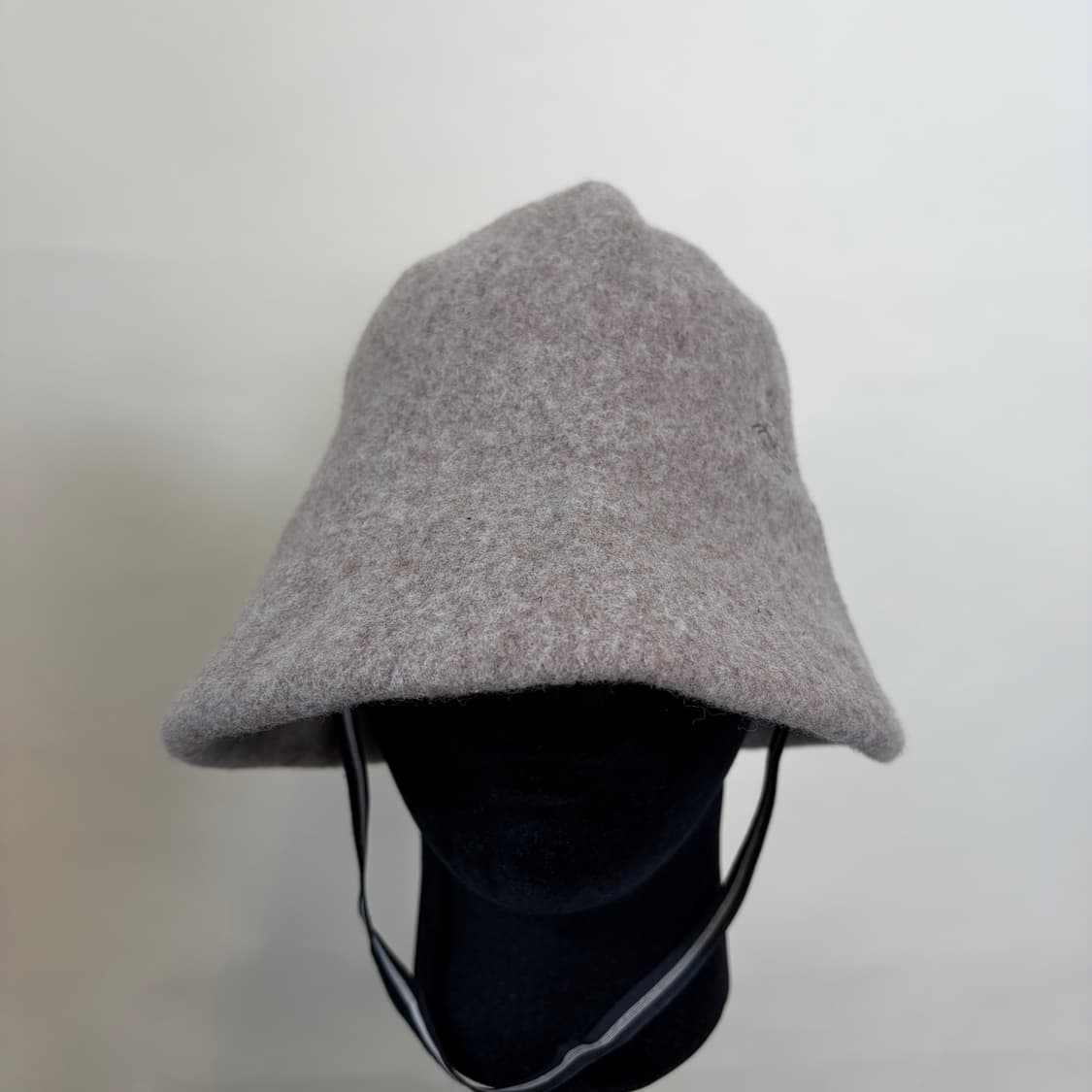 비비안웨스트우드 우먼스 울 버킷햇 상품이미지1