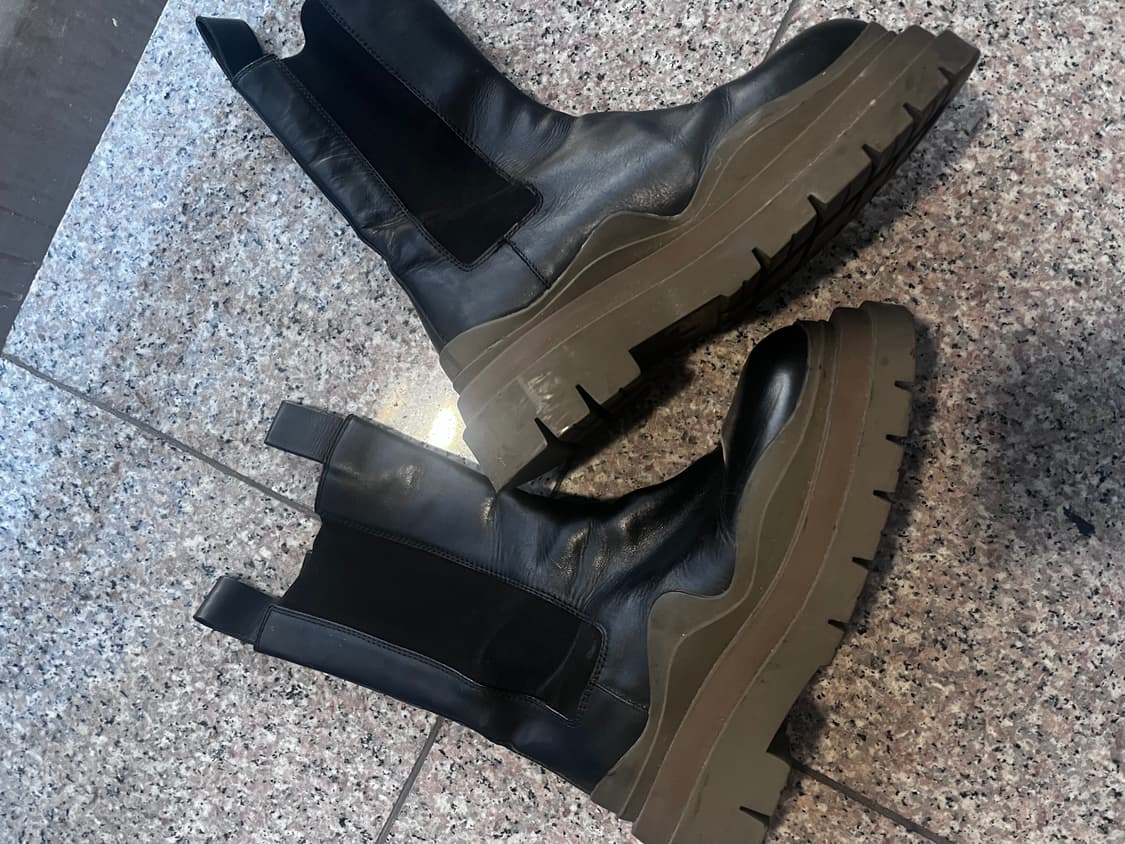 보테가베네타 타이어 부츠 39사이즈 상품이미지2