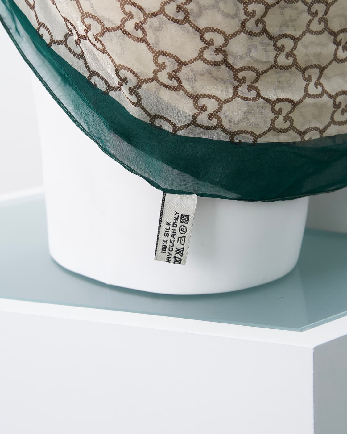 Gucci 실크 로고 스카프 상품이미지6