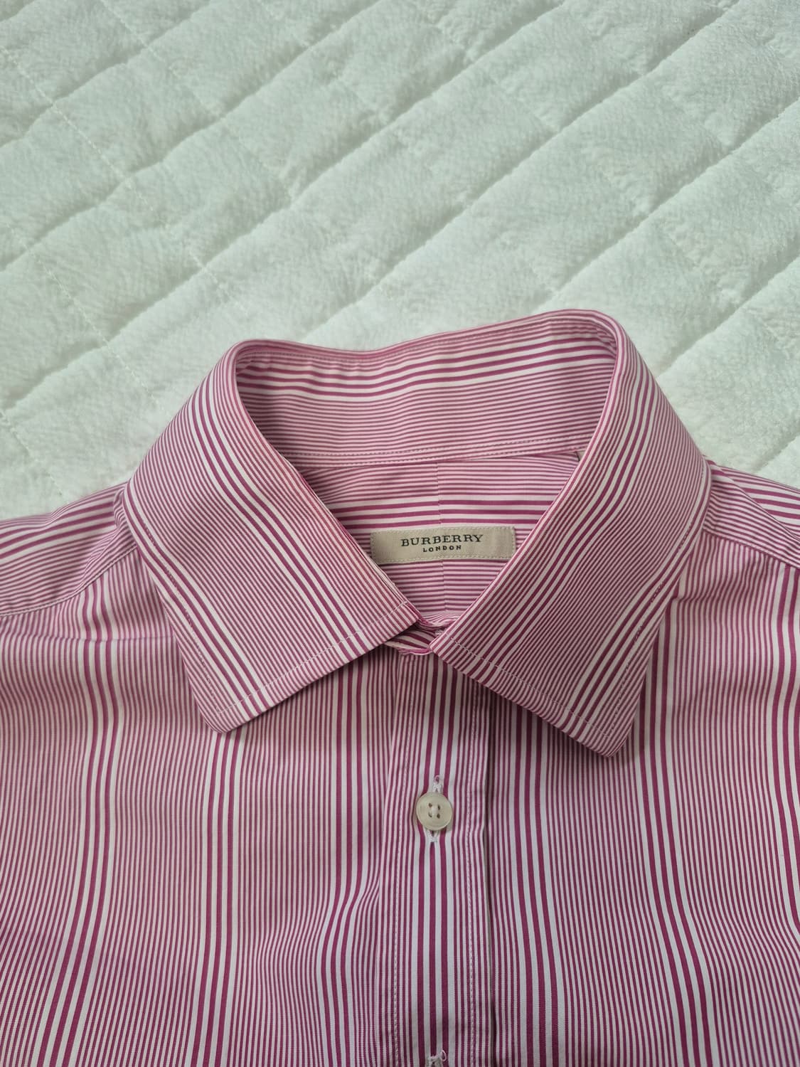 (정품/16-41) 버버리  스트라이프 셔츠 남성 100~105사이즈 상품이미지3