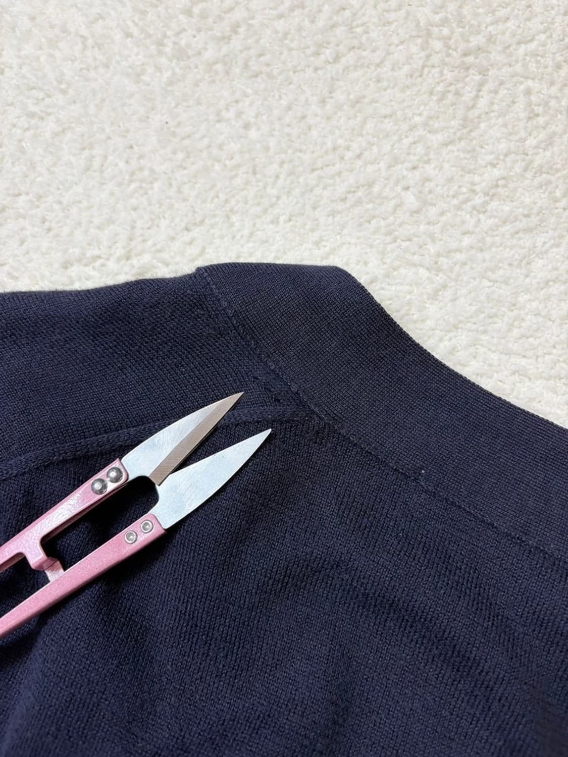 꼼데가르송 스몰 로고 니트 가디건 pn6160 상품이미지5