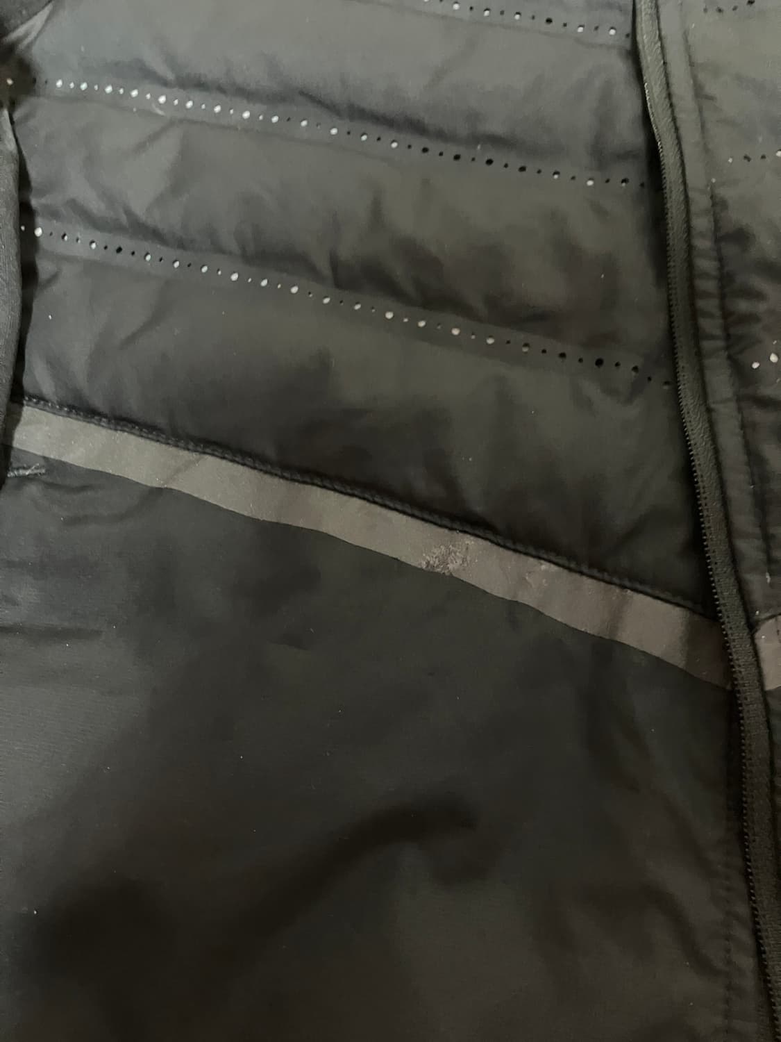 나이키 에어로로프트 베스트 L 상품이미지8