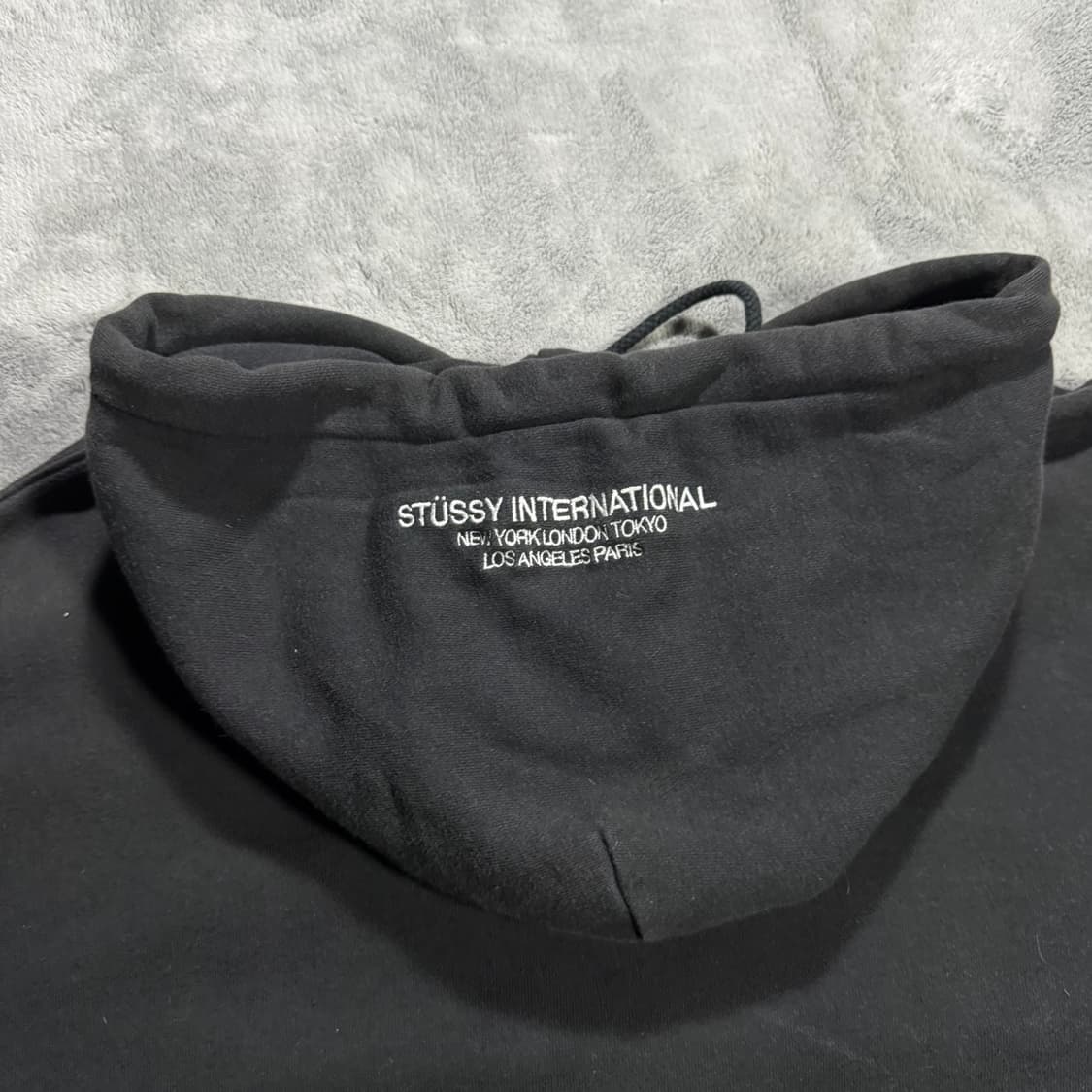 스투시 자수로고 후드티 상품이미지3