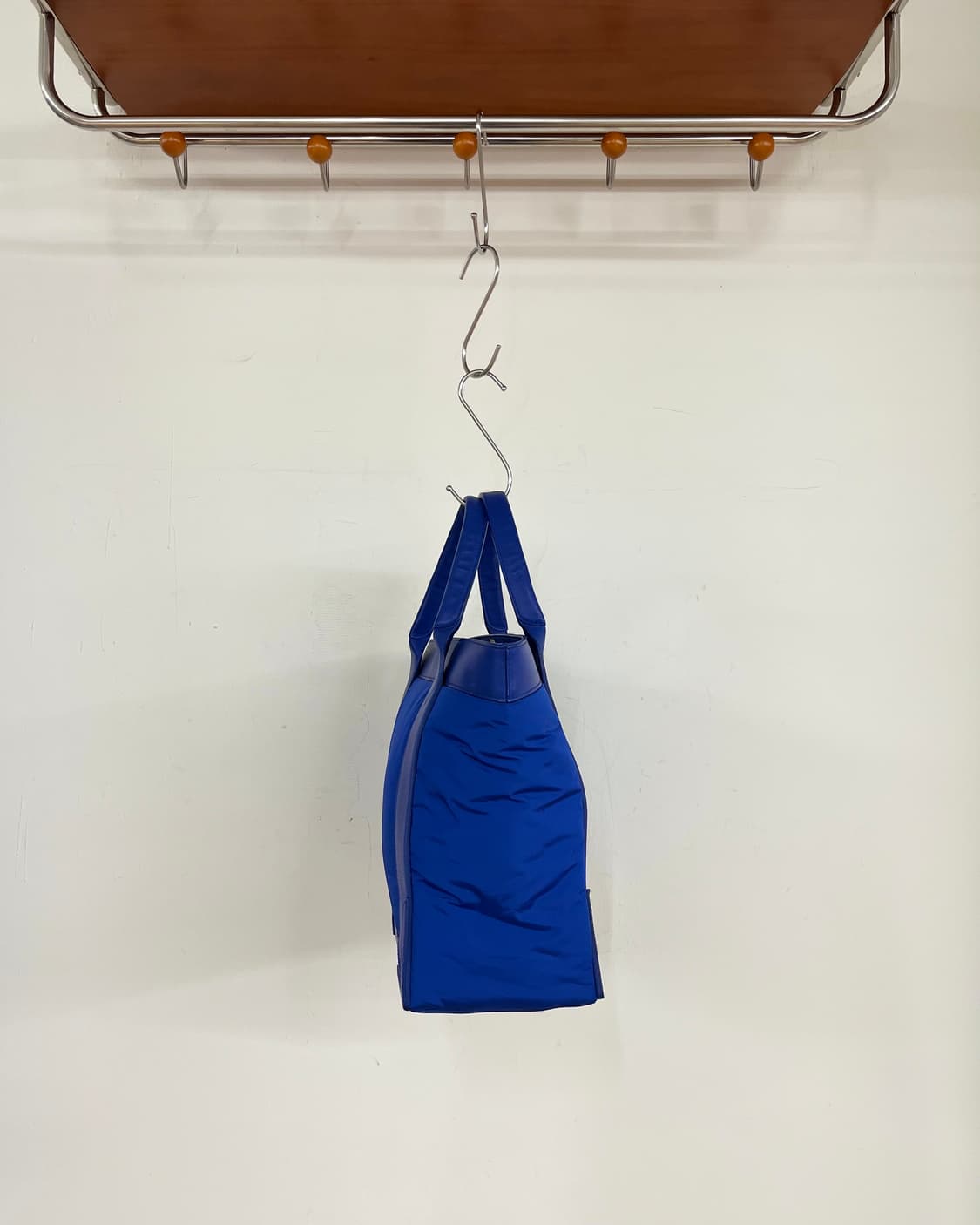 발렌시아가 나일론 카바스 S 토트백 상품이미지5