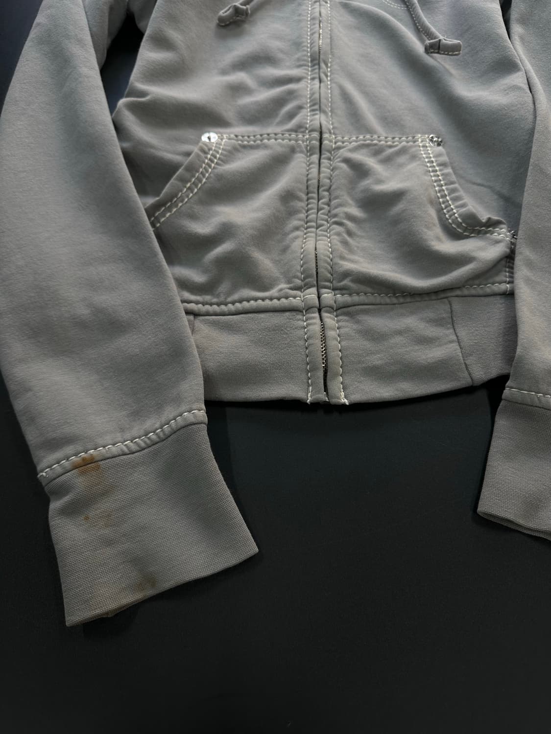 트루릴리전 스티치 워시드그레이 후드집업 상품이미지5