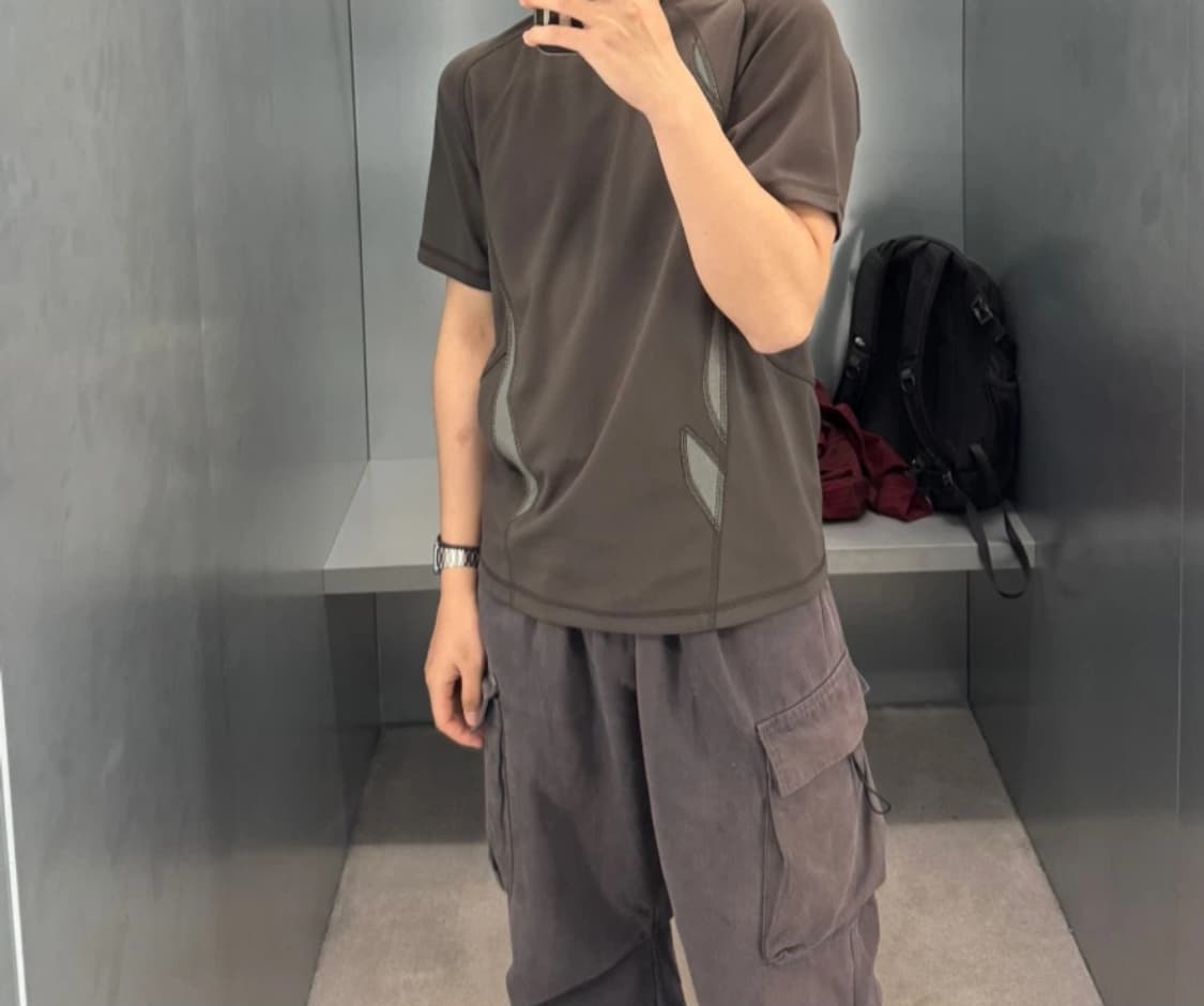 산산기어  팔로잉 패널 T-Shirt Mud Kh 상품이미지1