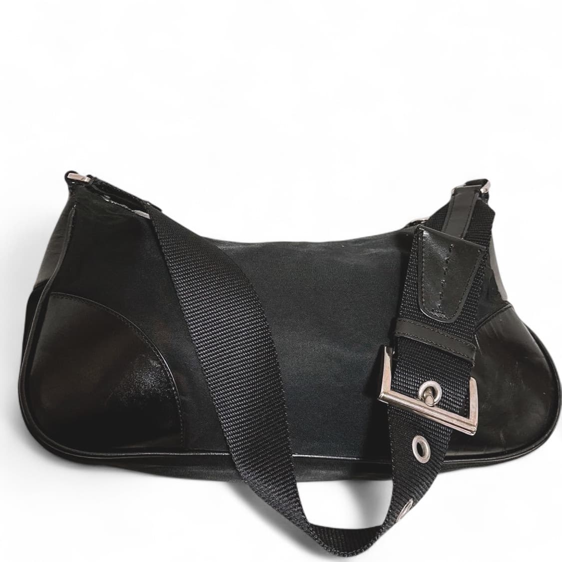 프라다 포코노 사이드 로고 호보백 상품이미지2