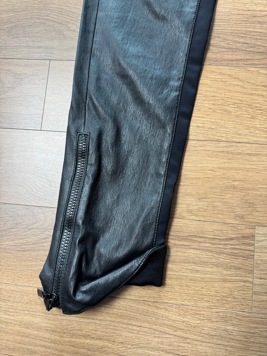 [Louis Vuitton] 루이비통 블랙 가죽 레더 팬츠 40 상품이미지2