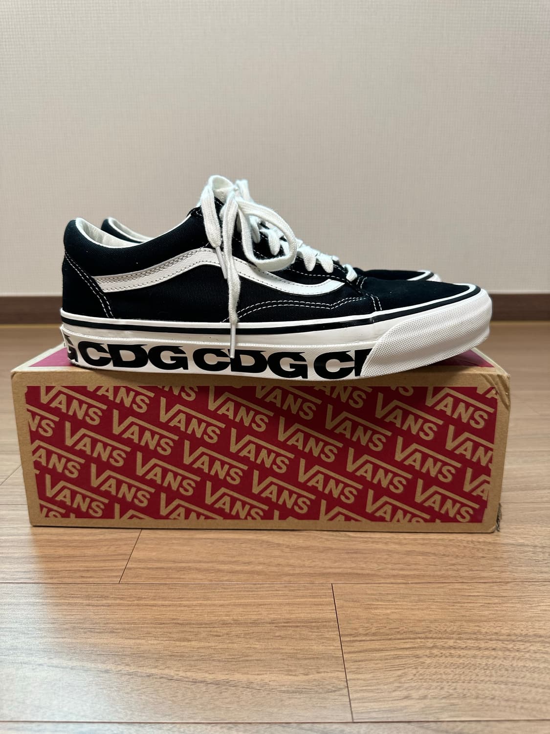반스 CDG OTW 꼼데 올드스쿨 블랙 285 상품이미지4