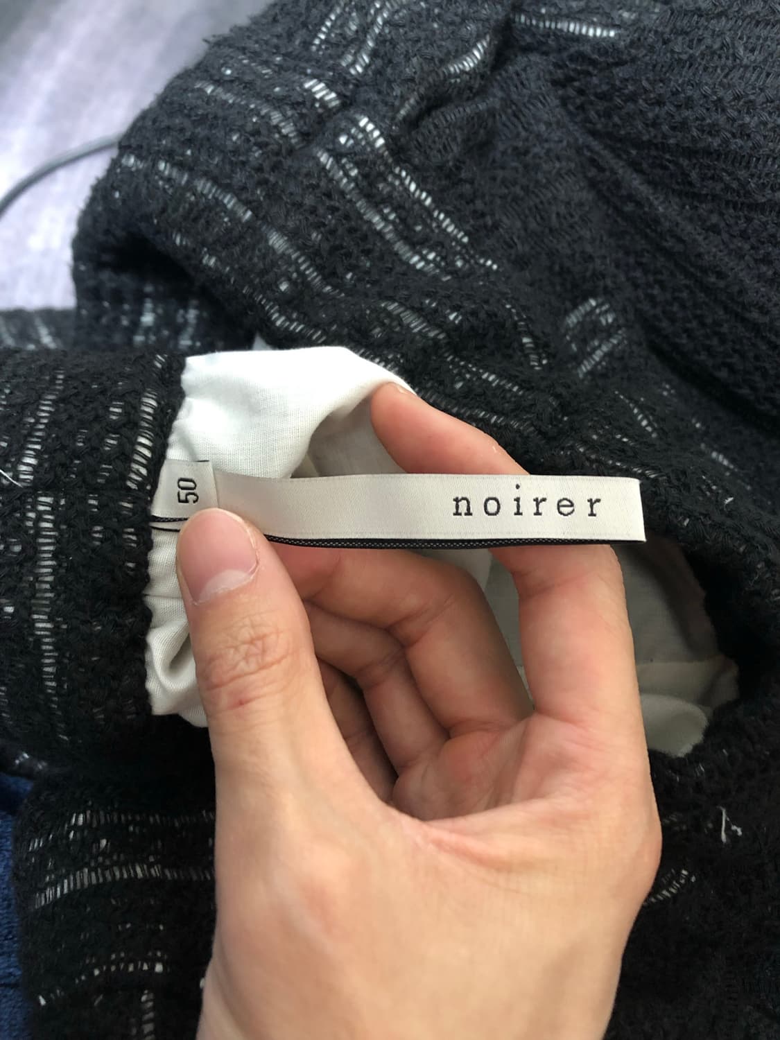 Noirer One-tuck Lace Wide Slacks 상품이미지6