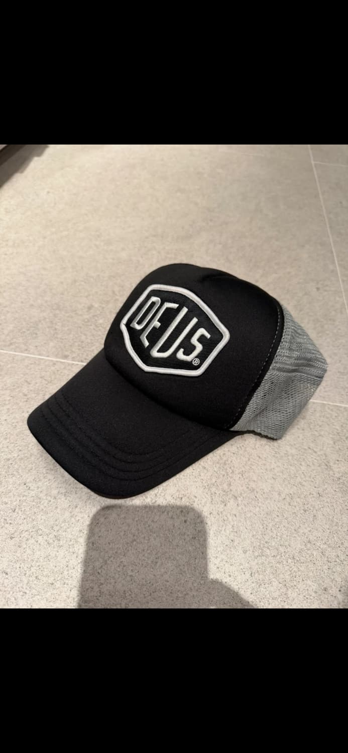 데우스 엑스 마키나 트러커캡 상품이미지1