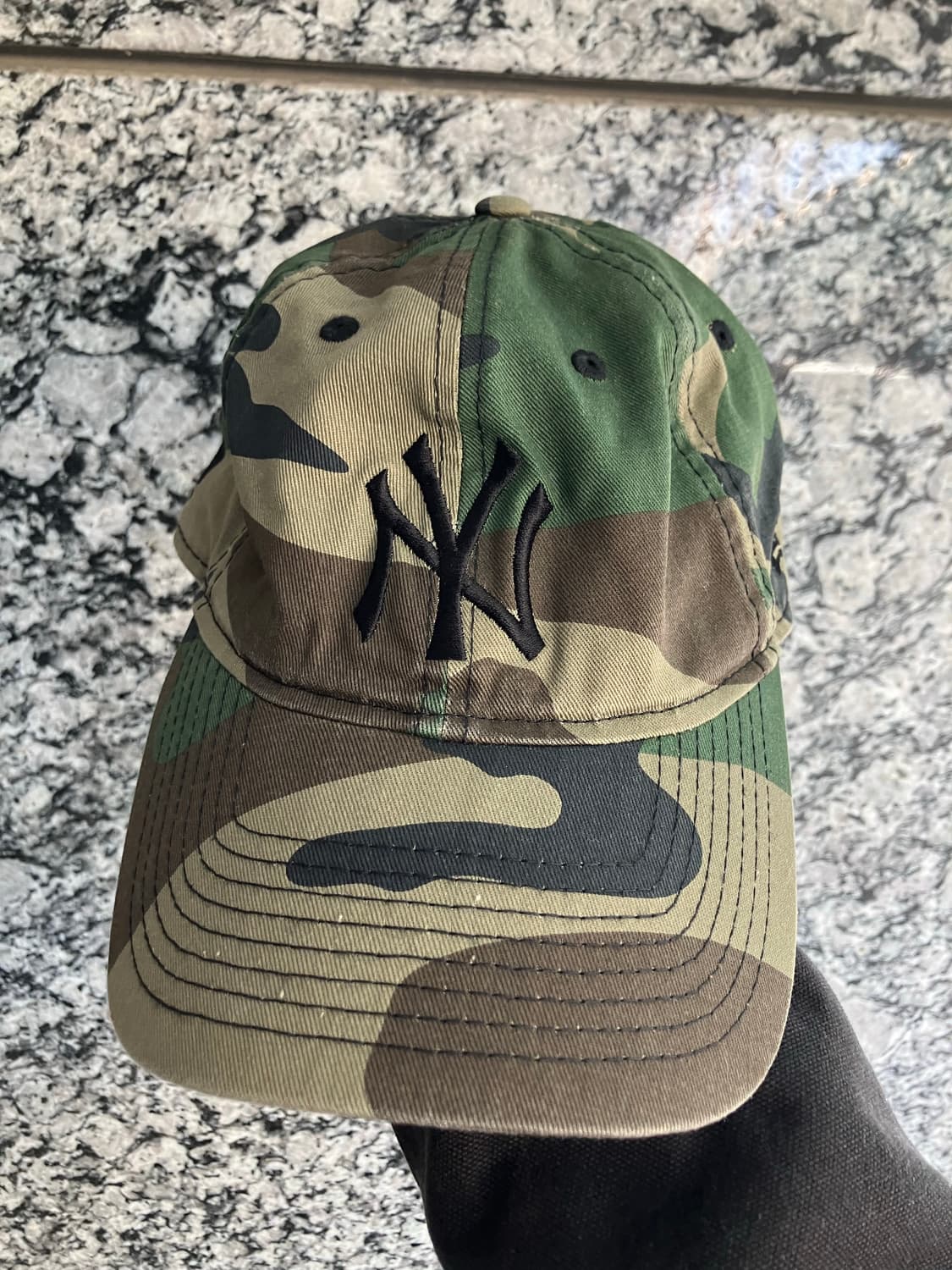 디스이즈네버댓 x 뉴에라 뉴욕양키스 카모 9twenty 볼캡 모자 상품이미지1