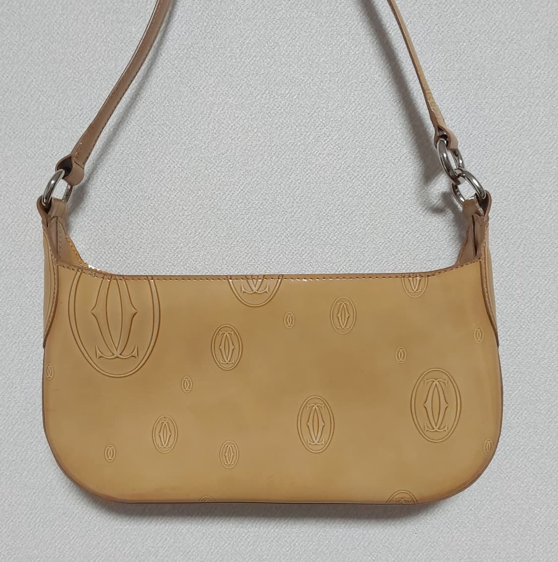 까르띠에 해피버스데이 보르도 레더 숄더백 (정품) 상품이미지4