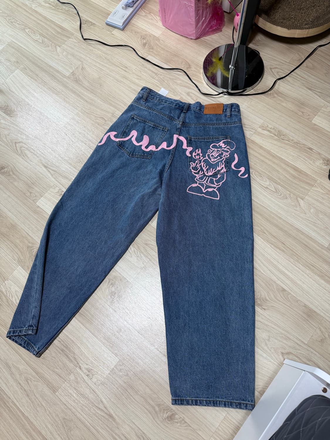 위캔더스 DWARF DENIM PANTS (L.BLUE) 상품이미지1