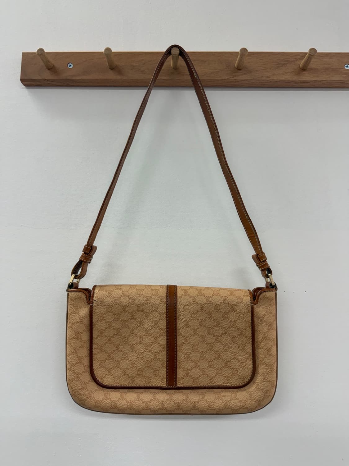 셀린느 마카담 블라종 플랩 숄더백 상품이미지2