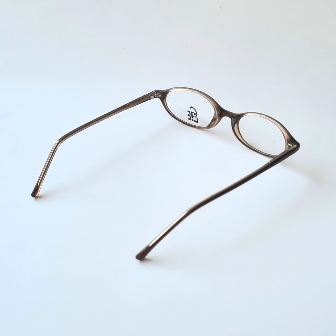 데드스탁 초경량 긱시크 오벌 뿔테안경테 529 상품이미지6