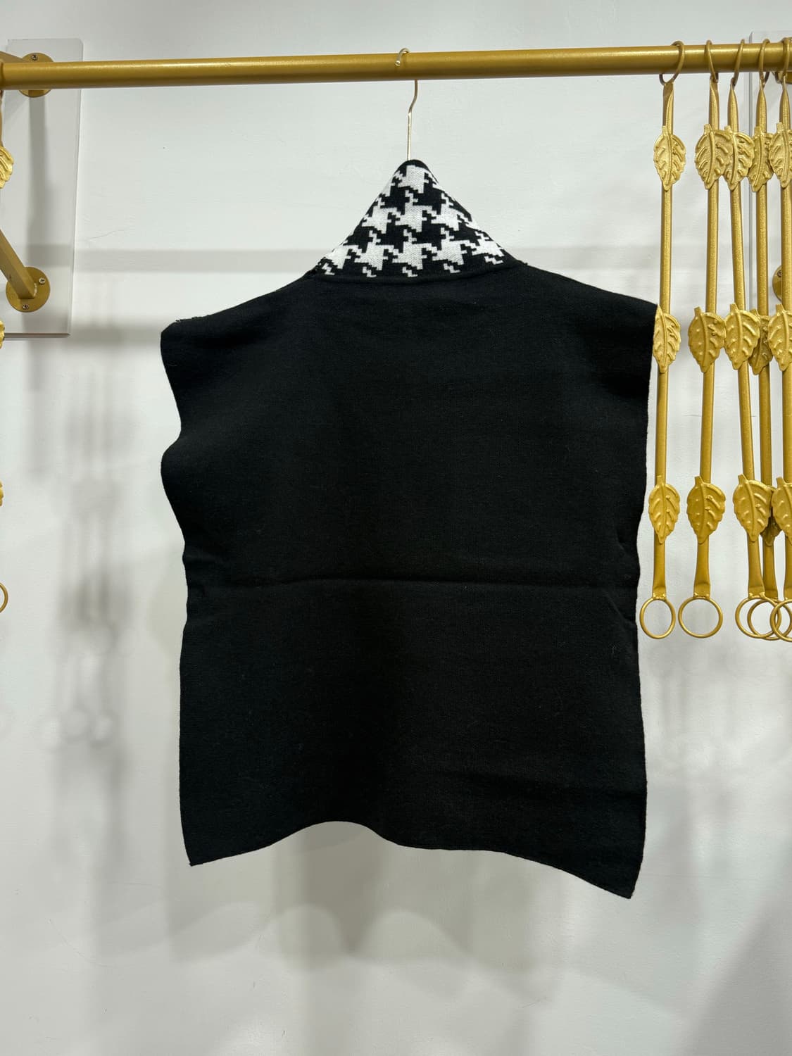 하운드투스 패턴 니트 조끼 새상품 55반까지 상품이미지3