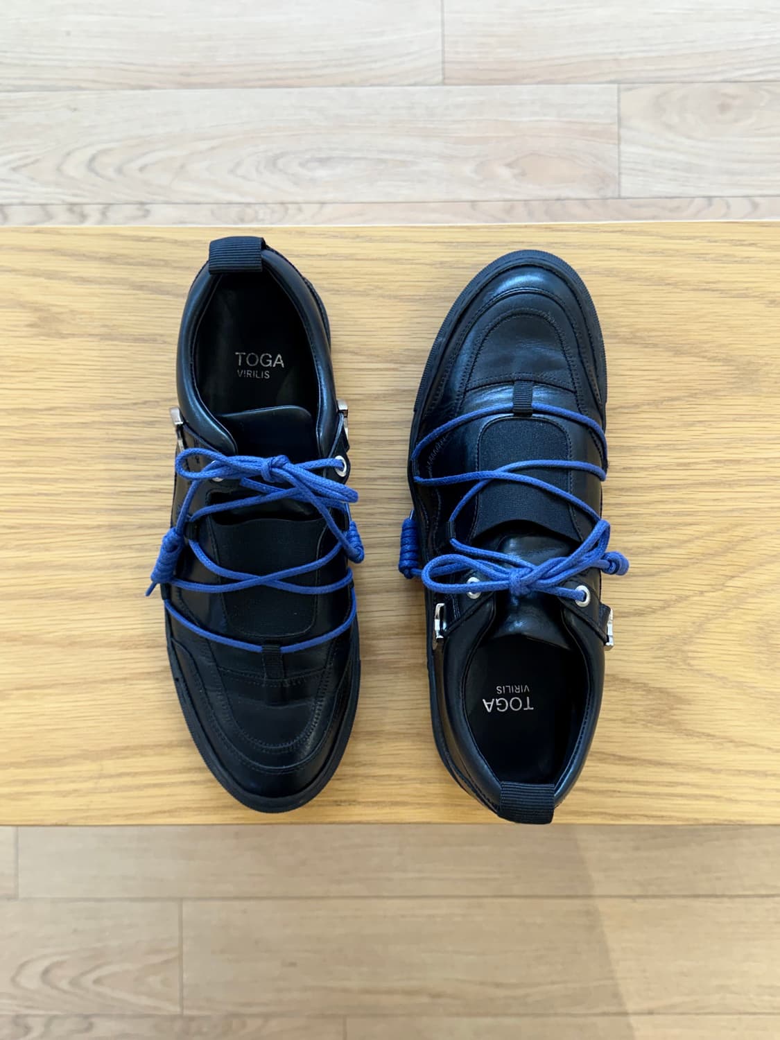 토가 비릴리스 string leather buckle sneakers 상품이미지1