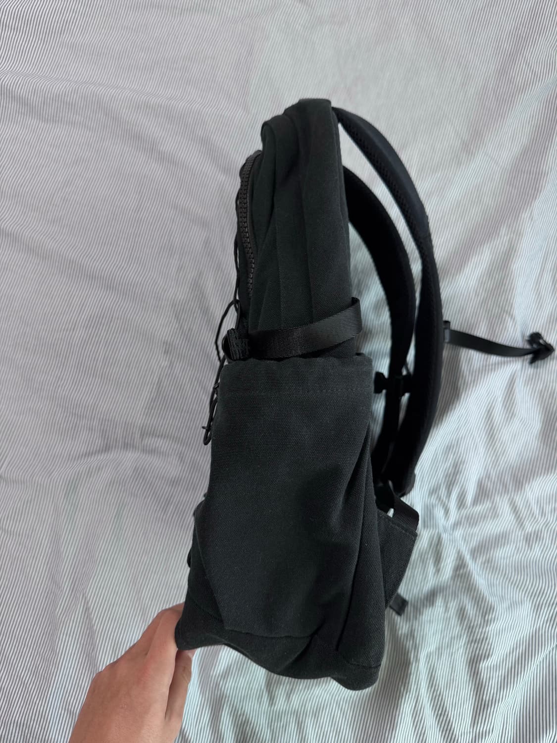 슈프림 백팩 블랙 25ss 상품이미지6