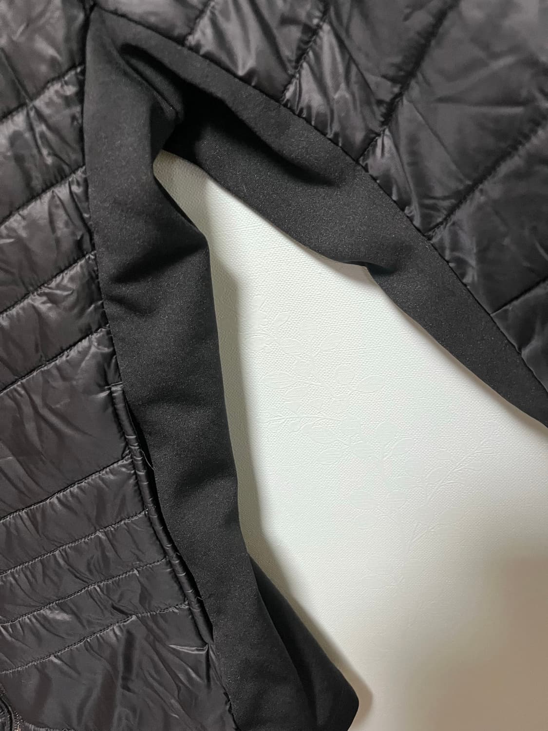 노스페이스 화이트 라벨 여성 경량 패딩 블랙 상품이미지4