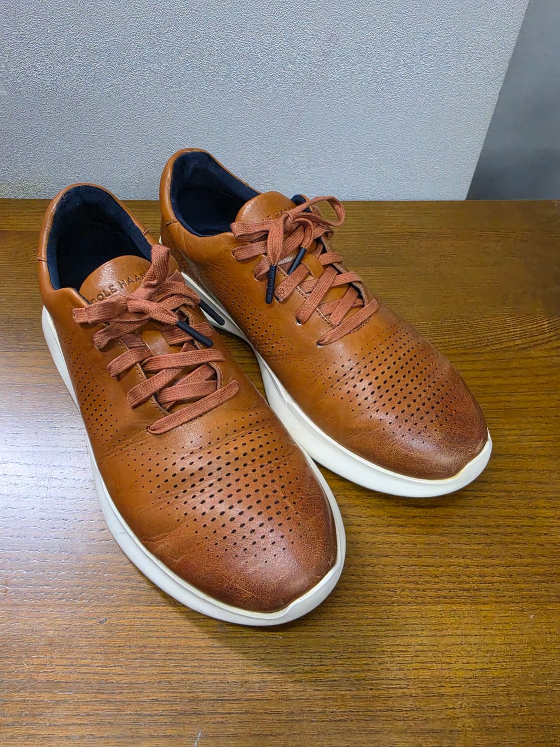 콜한 GRANDSERIES 브라운 가죽 스니커즈 상품이미지2