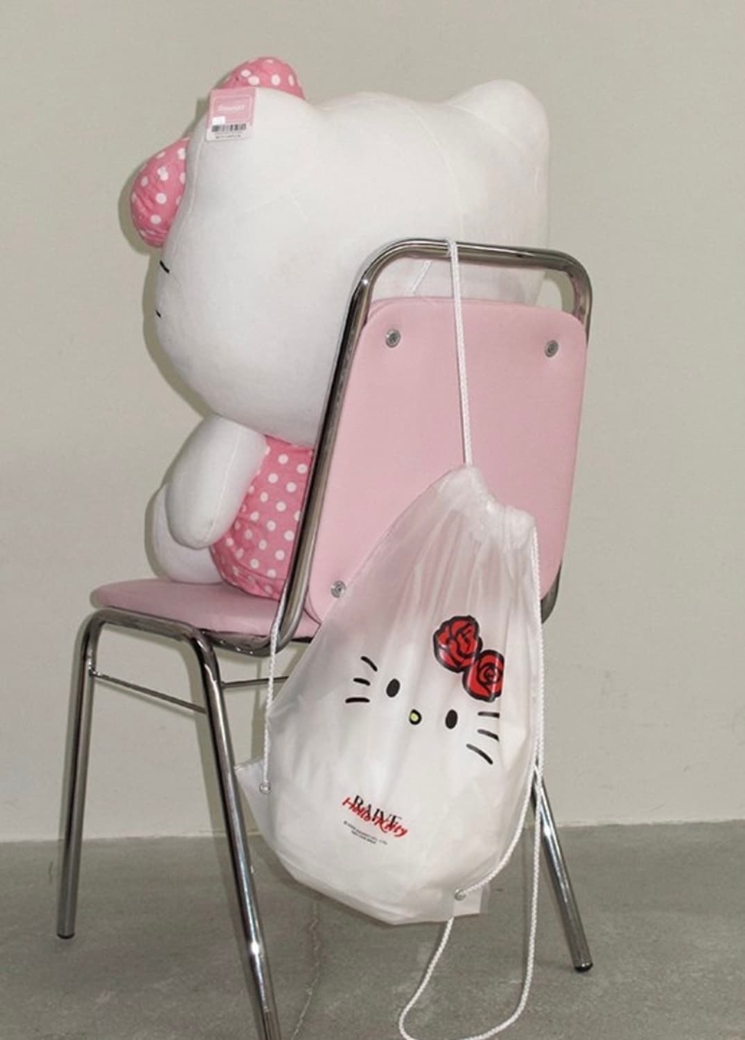 레이브 헬로키티 스트링백 상품이미지1