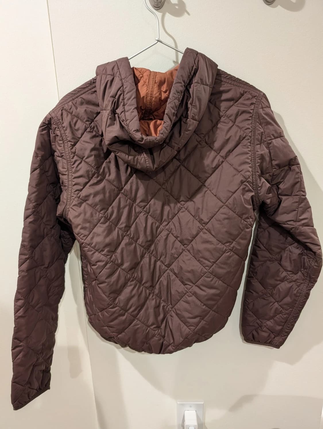 파타고니아 다이아몬드 퀼티드 보머 후디 자켓 브라운 상품이미지5