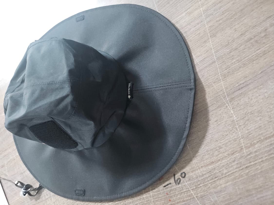 블랙야크 남녀공용 알파인챌린져햇GTX 간절기 고어텍스 방수 햇 모자 상품이미지2