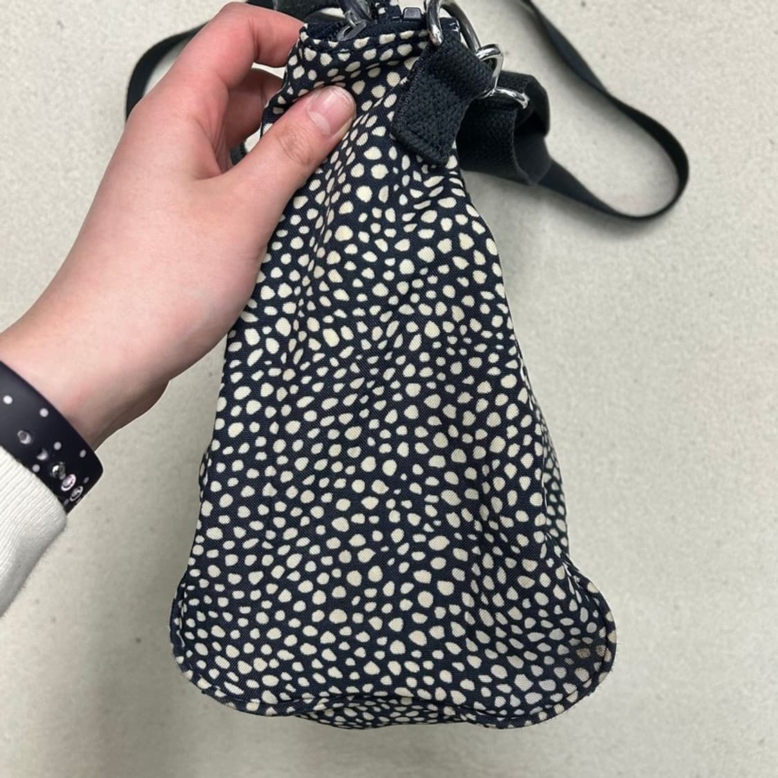 키플링 Y2K 도트 땡땡이 핸드/크로스백 상품이미지4