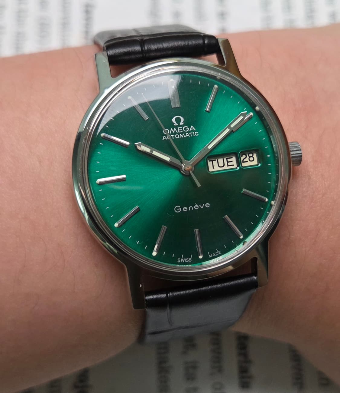 빈티지 오메가 제네브 그린썬레이 데이데이트 오토매틱 드레스워치
 상품이미지10