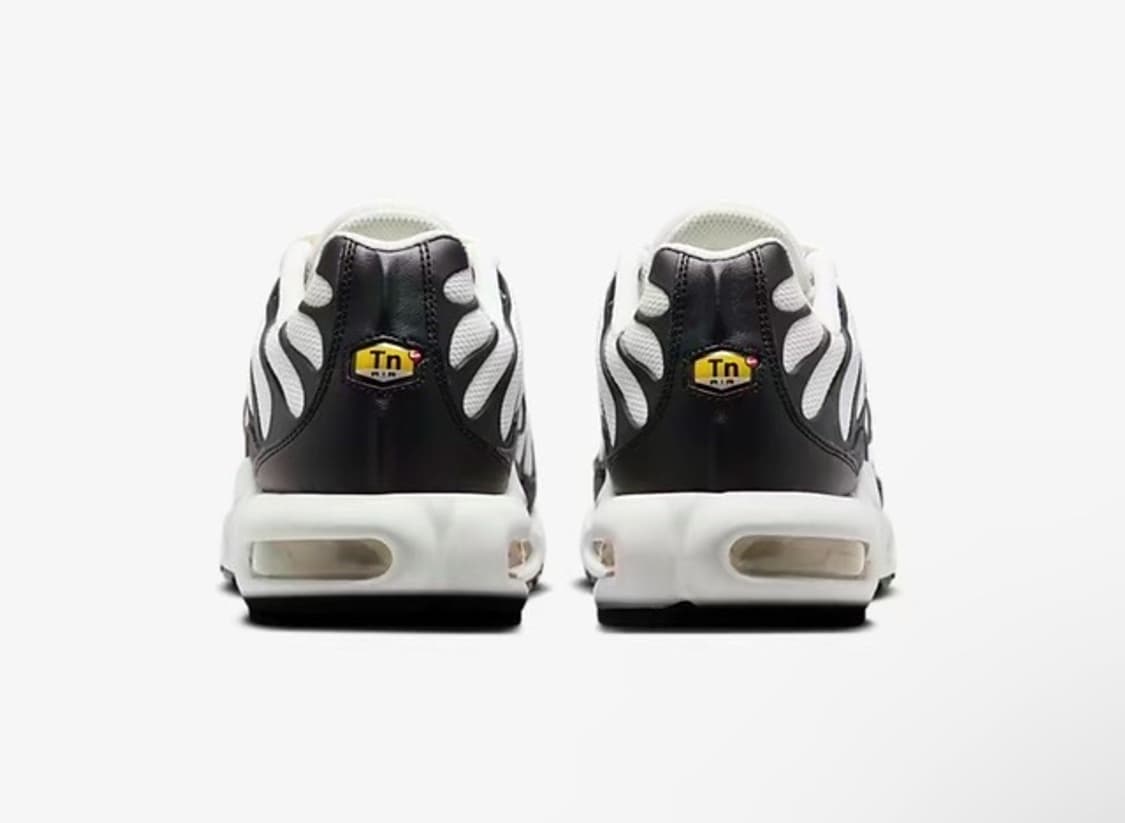 나이키 에어맥스 플러스 에센셜 270사이즈 팝니다 상품이미지6