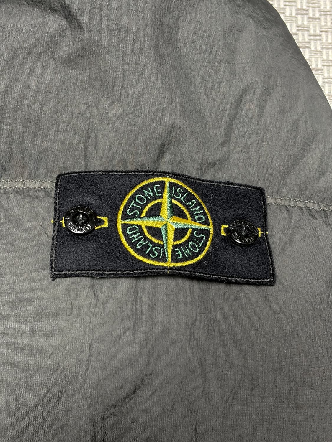 [M] 스톤아일랜드 크링클랩스 리드그레이 25FW 상품이미지4