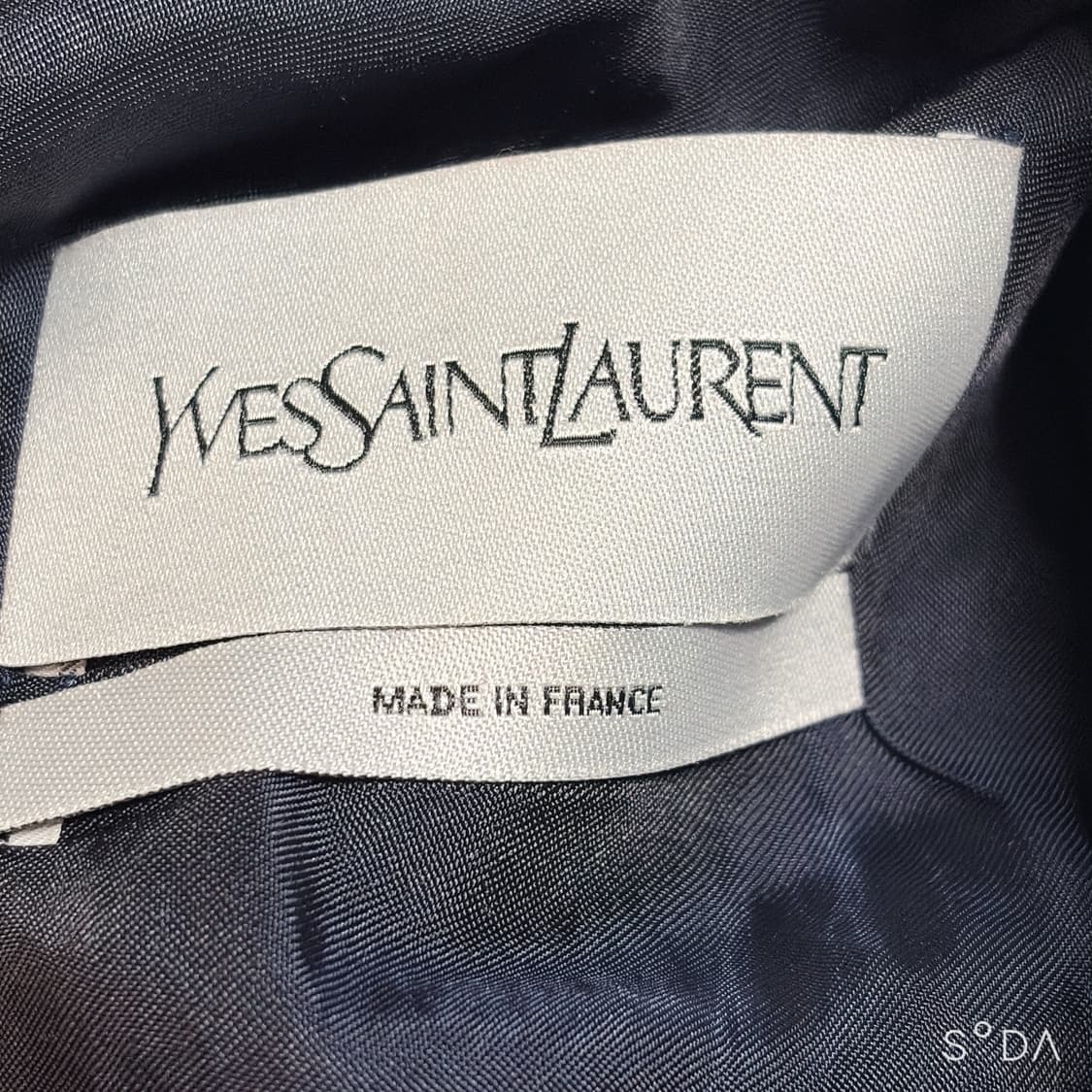 입생로랑 크롭 더블 트렌치 자켓 블랙 상품이미지5