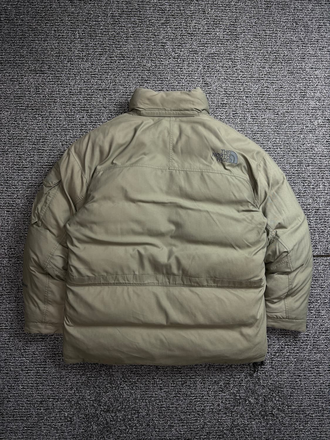 노스페이스 하이벤트 몬스터 마운틴 다운 파카 올리브 2090 상품이미지5