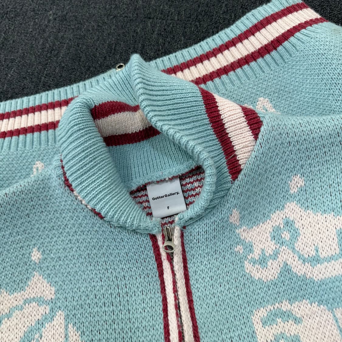 가터갤러리 포커 코위찬 니트 집업 상품이미지9