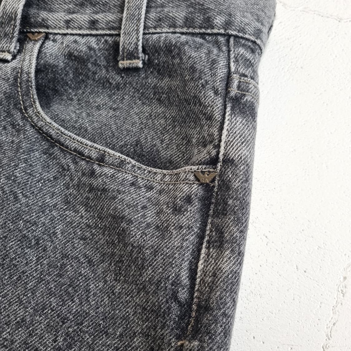 90S ARMANI JEANS 흑청 데님팬츠 - 32 상품이미지5