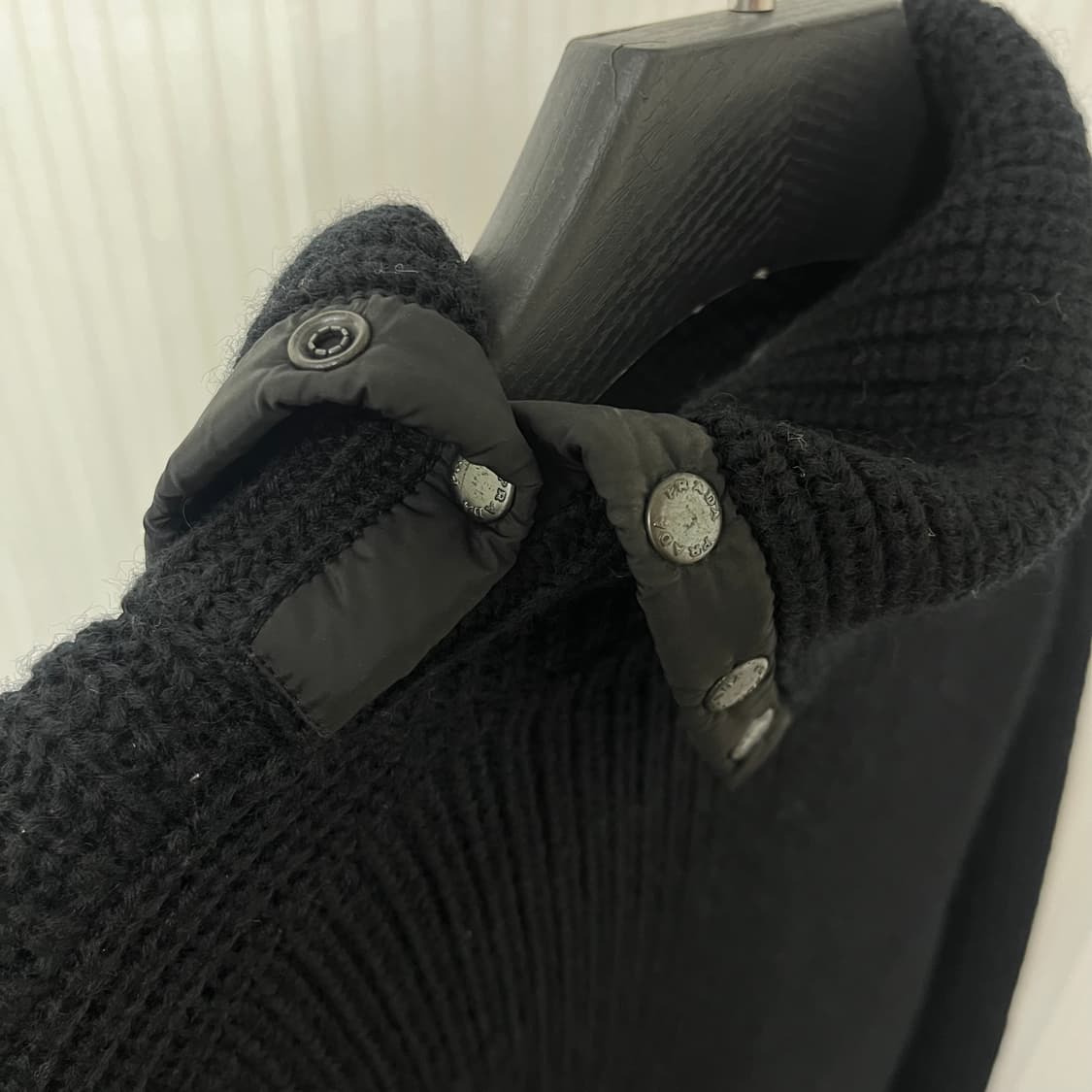 [56,xl-2xl] 프라다스포츠 니트 상품이미지3