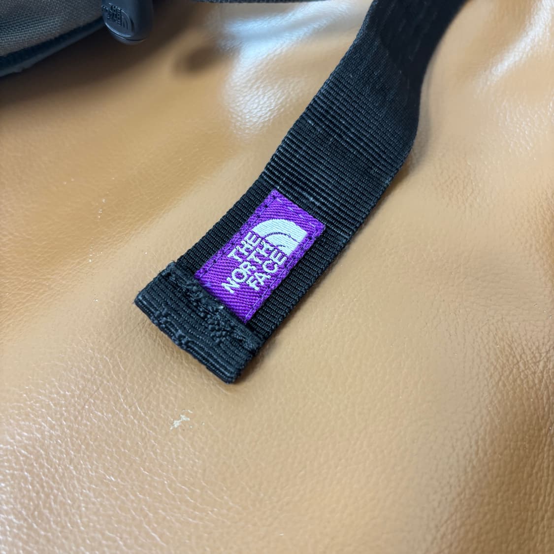 나나미카 노스페이스 퍼플라벨 샤코슈 크로스백 가방 그레이 상품이미지5