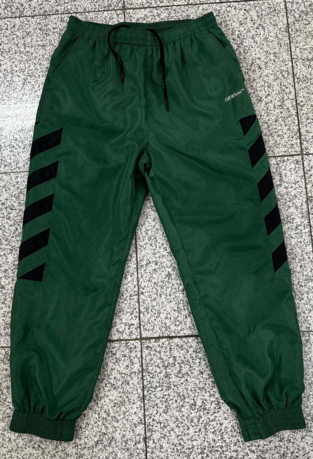 오프화이트 그린 트랙 팬츠 상품이미지1