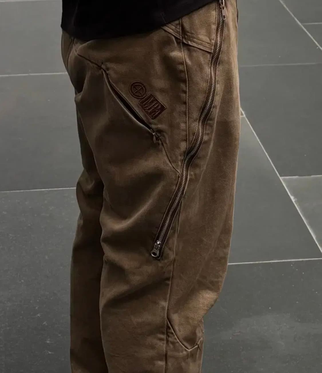 플라스틱프로덕트 투 디비전 포켓 팬츠 브라운 상품이미지1