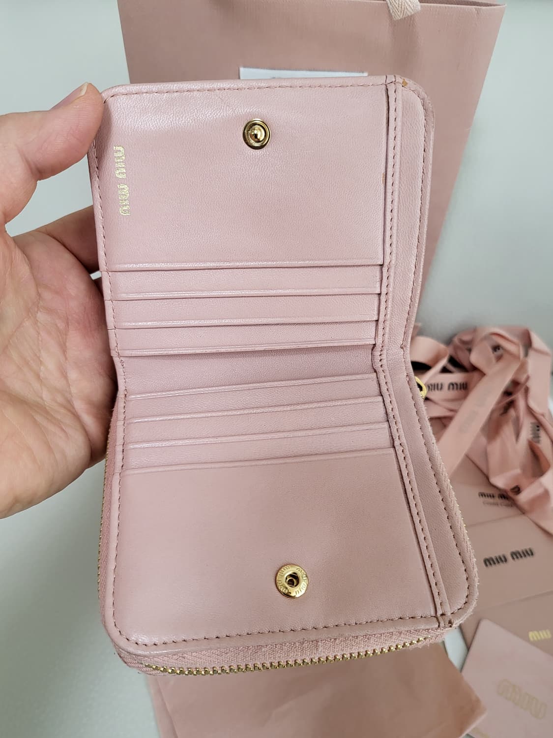 미우미우 반지갑  상품이미지8