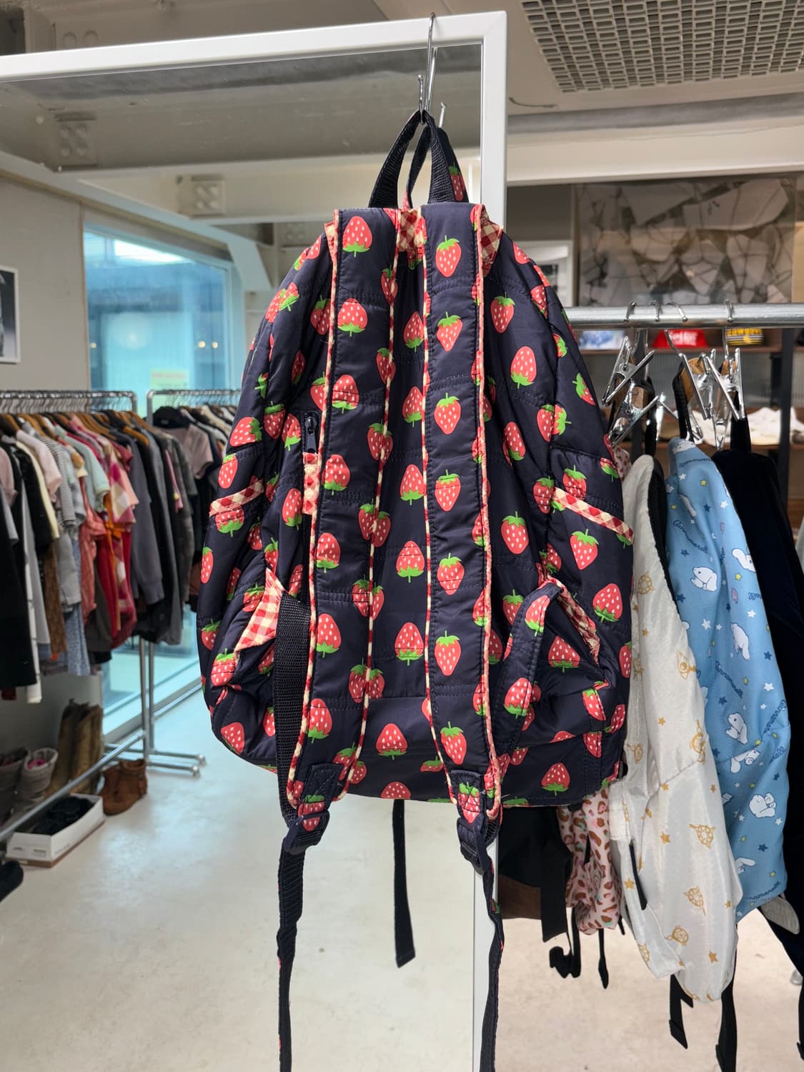 Rough 딸기 백팩 상품이미지2