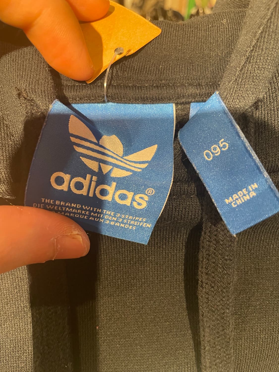 아디다스 로고 후드티 상품이미지4